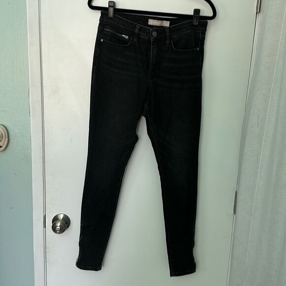 Athleta Sculptek Skinny Jeans in Carbon Black with zippers - Picture 4 of 9